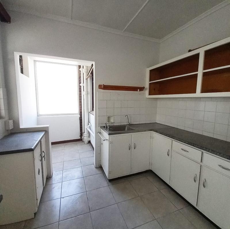 To Let 2 Bedroom Property for Rent in Grahamstown Central Eastern Cape